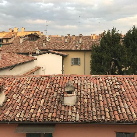 B&B Lodi Centro Bagian luar foto