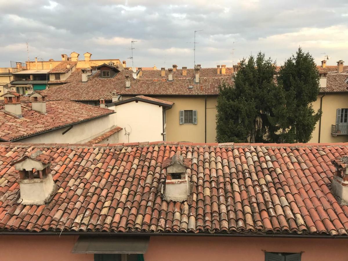 B&B Lodi Centro Bagian luar foto