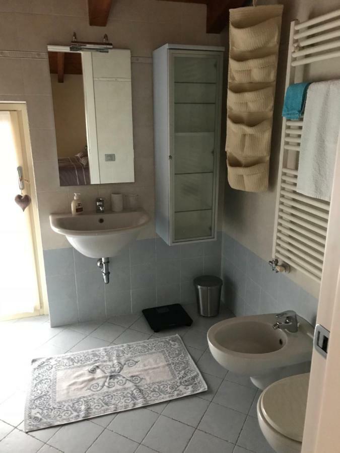 B&B Lodi Centro Bagian luar foto