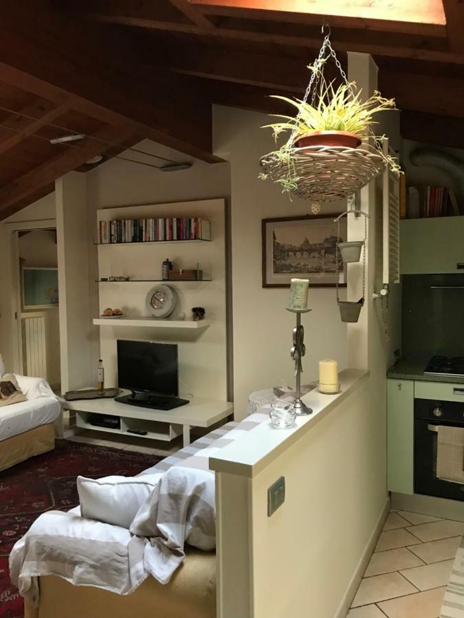 B&B Lodi Centro Bagian luar foto
