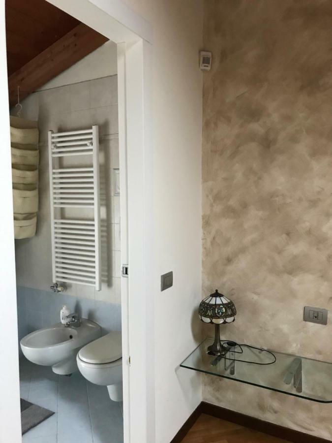 B&B Lodi Centro Bagian luar foto