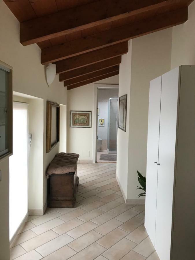 B&B Lodi Centro Bagian luar foto