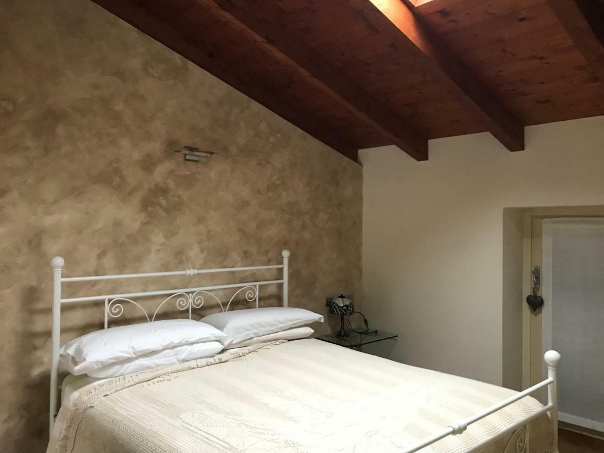 B&B Lodi Centro Bagian luar foto